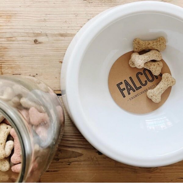 Enamel bowl for dogs and cats