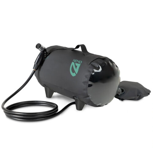 Helio pressure portable solar shower